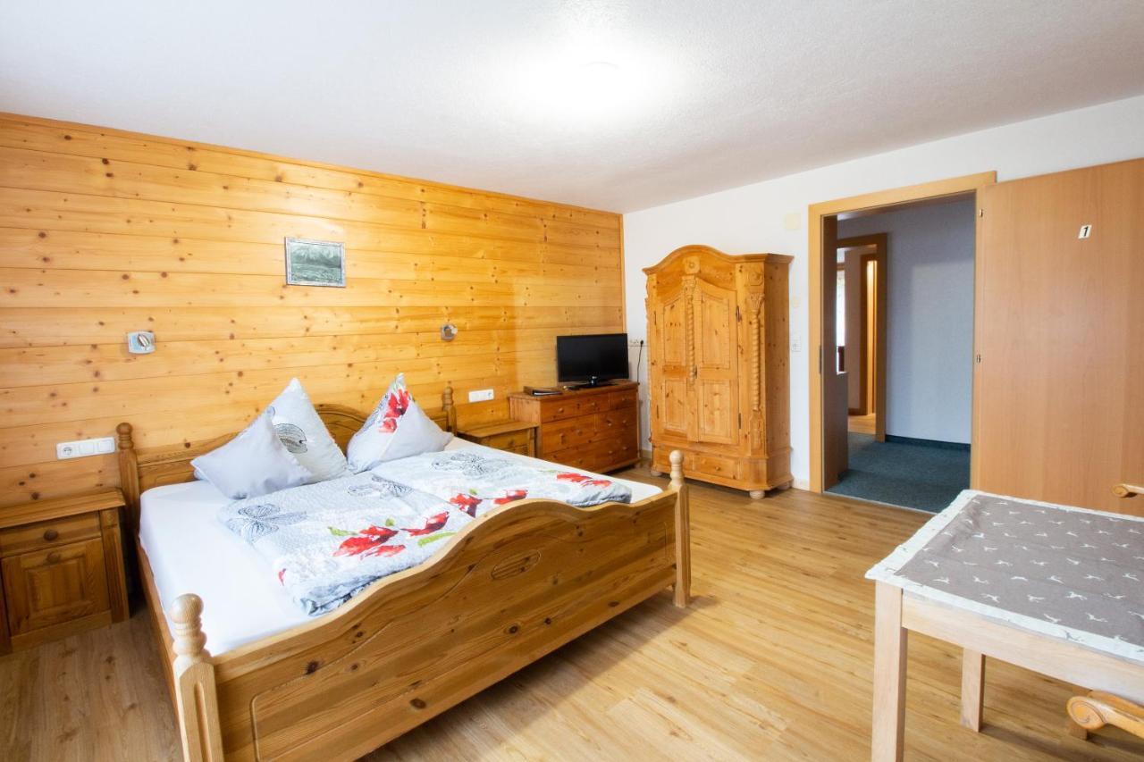 Appartementhaus Untere Tanne Lermoos Quarto foto