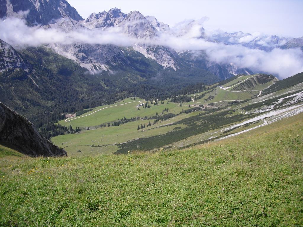 Appartementhaus Untere Tanne Lermoos Exterior foto